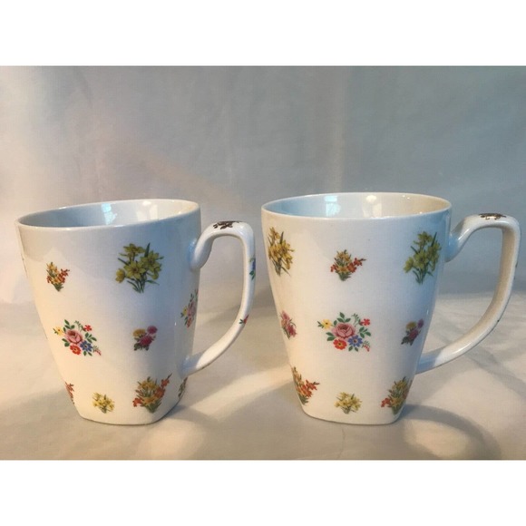 Gibson "elite" gracious dining Floral Cup/Mugs Set of 2, Beautiful Flowers - Picture 1 of 11